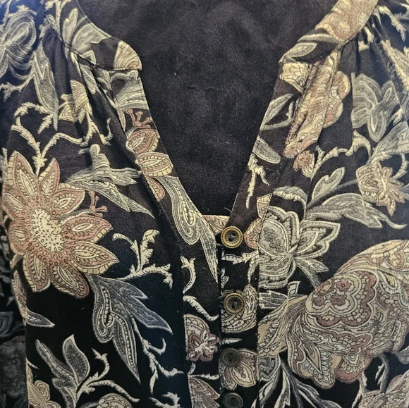 Lucky Brand Women's Blouse - Picture 3 of 11